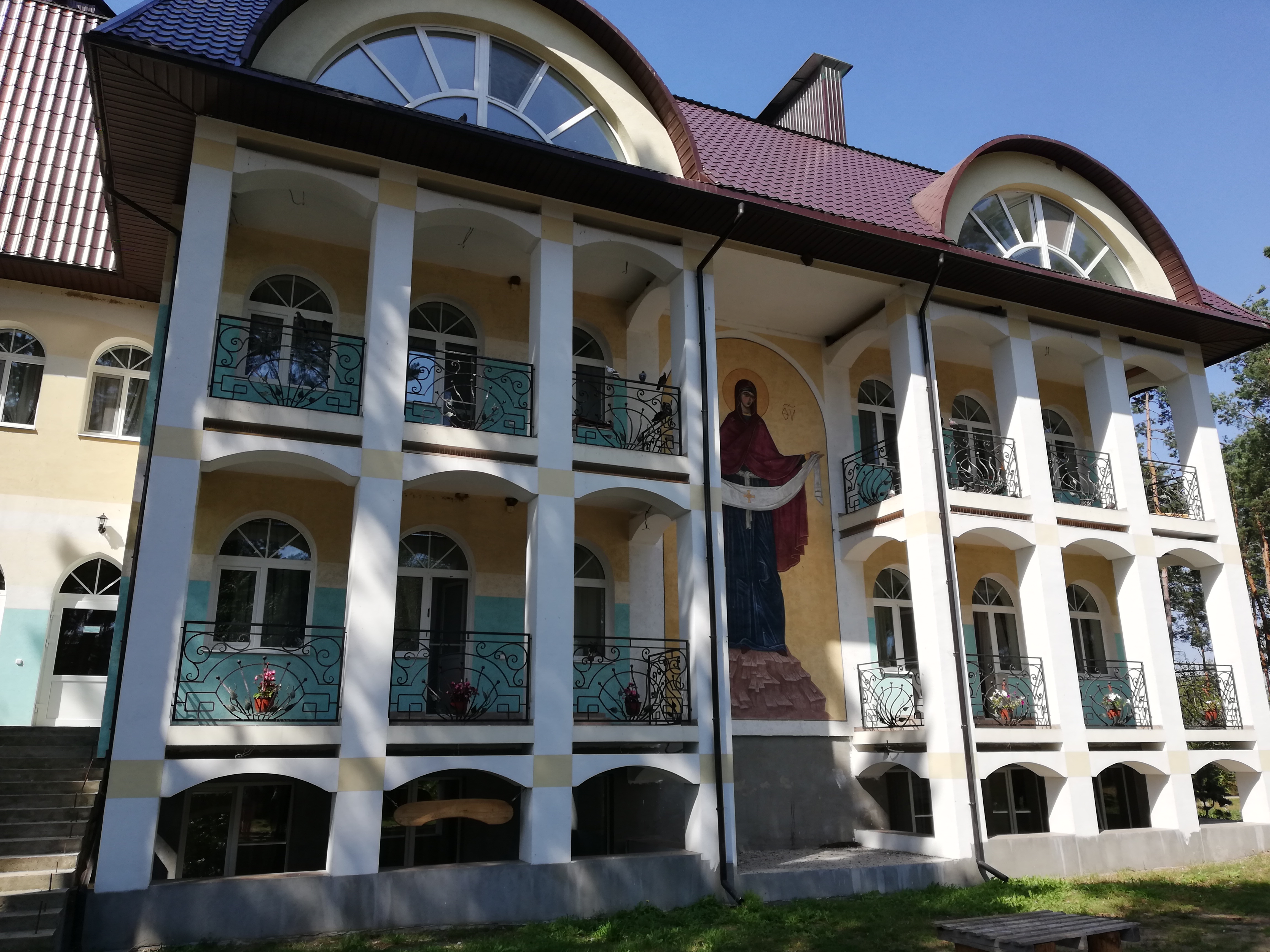 Свято-Елисеевский Лавришевский мужской монастырь